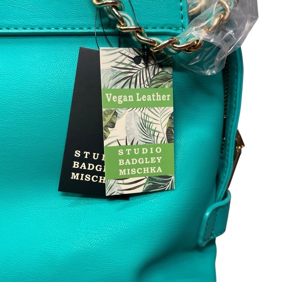 Studio Badgley Mischka Vegan Leather Green tote bag/shoulderbag. NEW with tags! - Picture 4 of 11